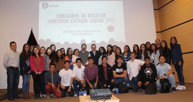 Escolares se convirtieron en empresarios en la UCSP