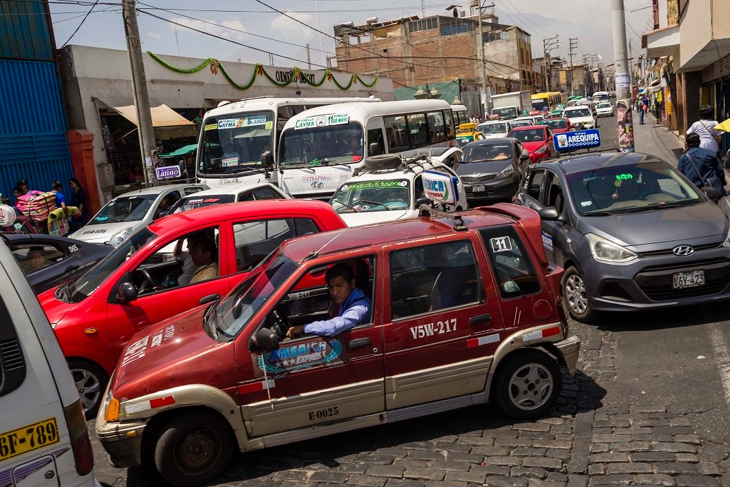 Aún no hay fecha para la firma de los contratos del SIT