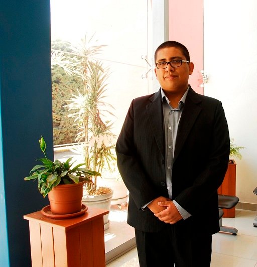 Estudiante de Derecho  expondrá en España