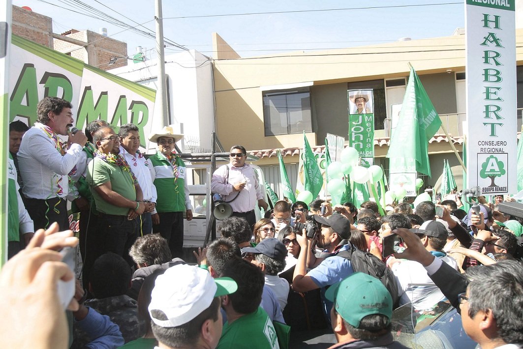 Candidatos improvisados generarían costos en tiempo perdido para Arequipa