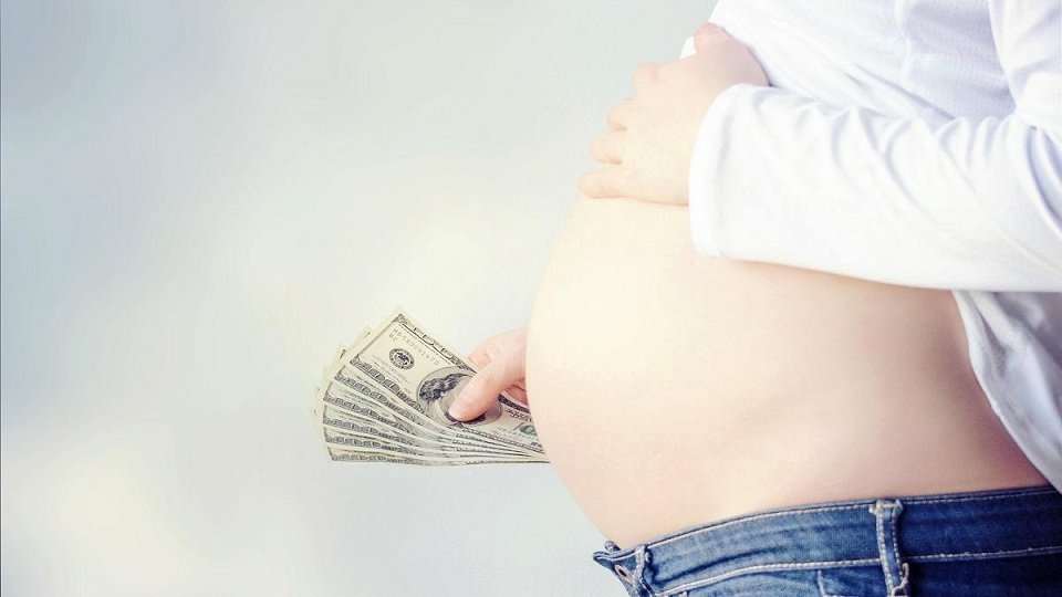 ¿Se puede legislar a favor del vientre de alquiler?