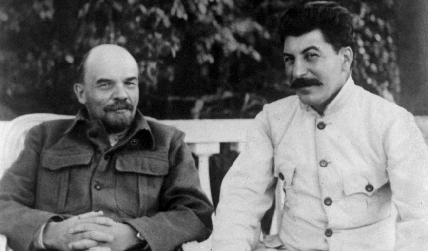 Dos películas, dos revolucionarios, un genocidio (I)