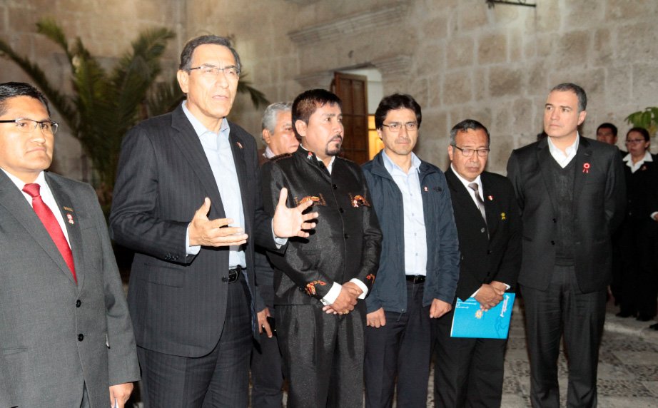 Vizcarra ‘preso’ de sus palabras en el caso del proyecto Tía María