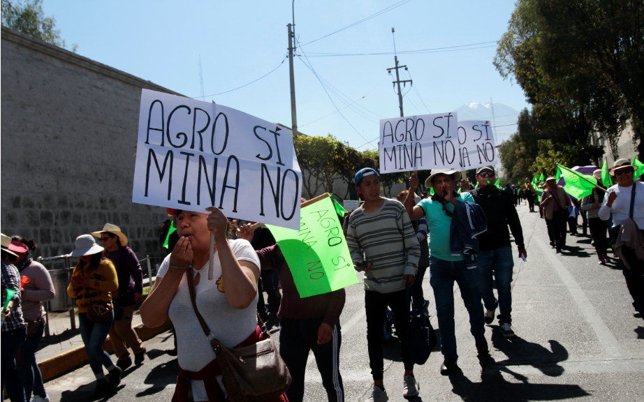 Anuncian suspensión de licencia de construcción de Tía María