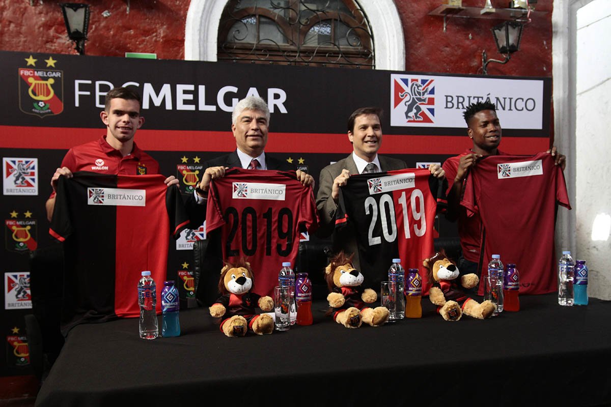 El FBC Melgar empieza a ‘vender’ y su mascota también