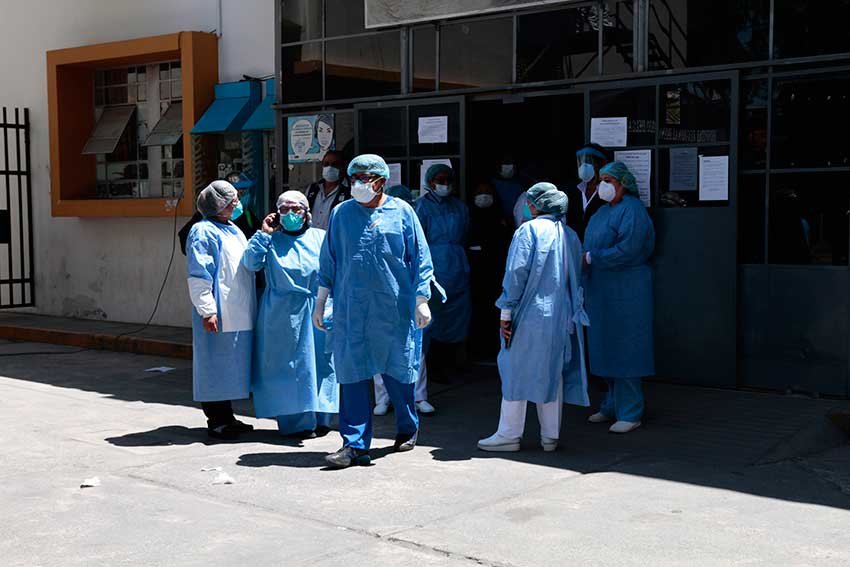 ¡Hospital general en cuarentena!