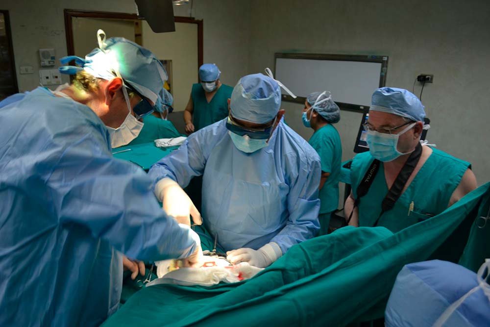 Se agrava embalse de operaciones en hospitales del Minsa por priorizar casos COVID-19