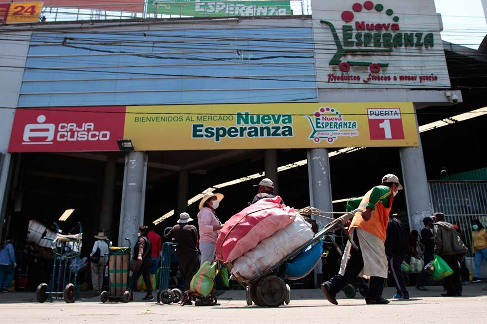 Intervendrán a siete mercados de Arequipa para frenar contagio de COVID-19