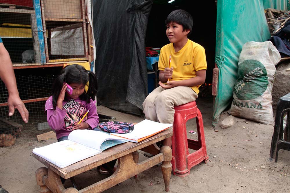 Más de 29 mil escolares en Arequipa aún no reciben clases a distancia