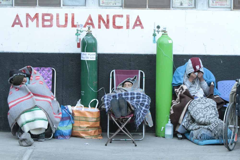 Demanda de atención de pacientes con coronavirus desbordó capacidad hospitalaria en Arequipa