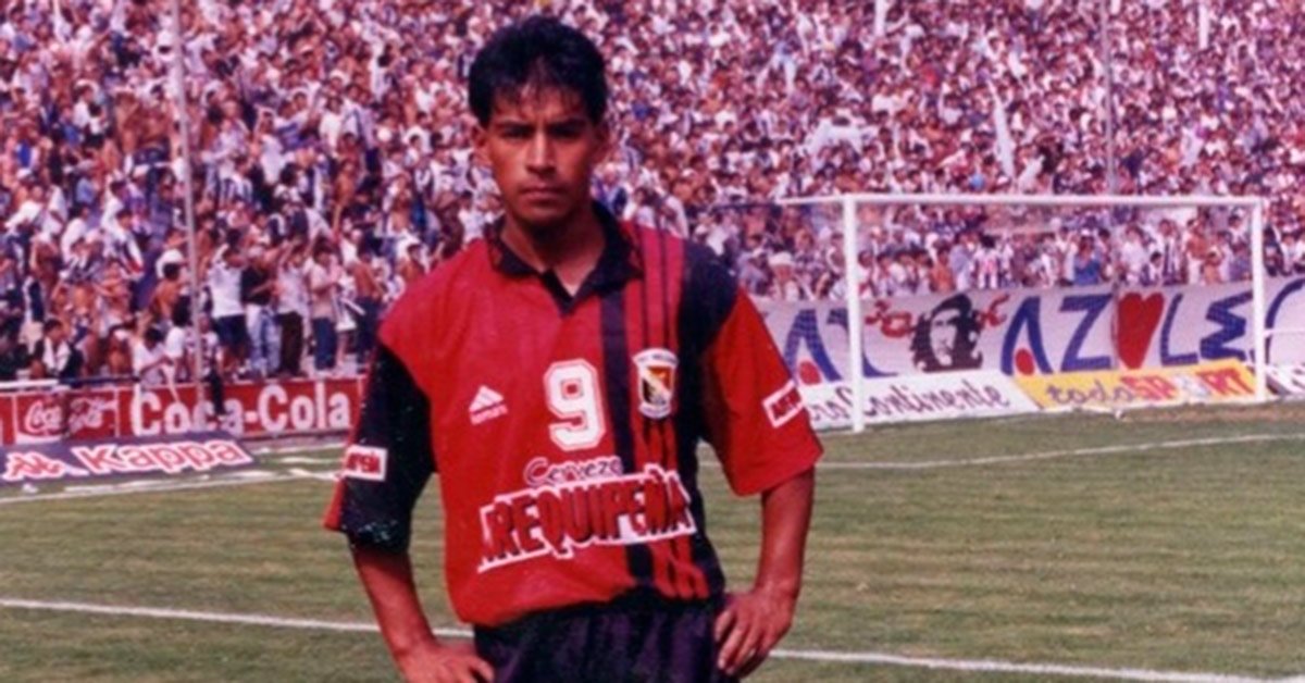 Después de los goles y la música, ahora el ‘Negro’ Sotomayor busca incursionar en la política