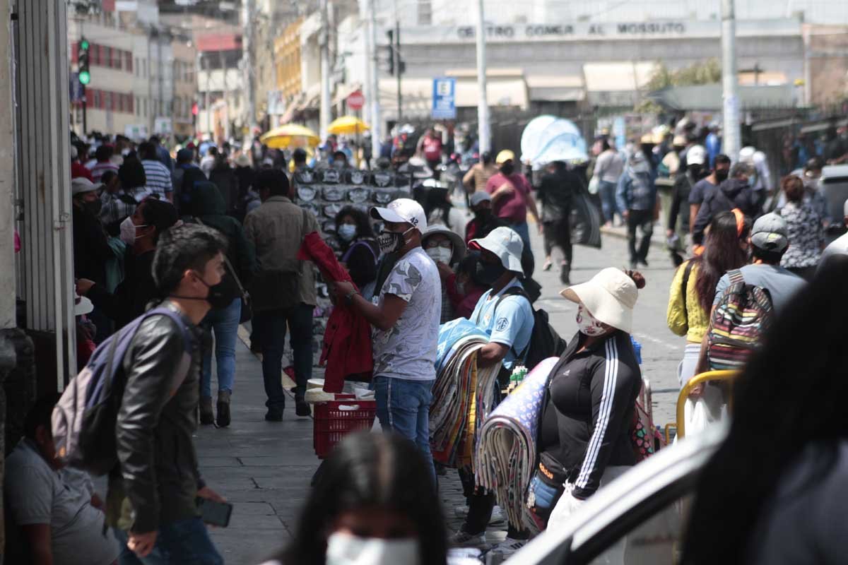 Escaso comercio en primer día sin cuarentena