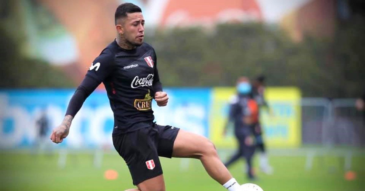 Paolo Fuentes, de hacer malabares en los semáforos a la selección peruana de fútbol