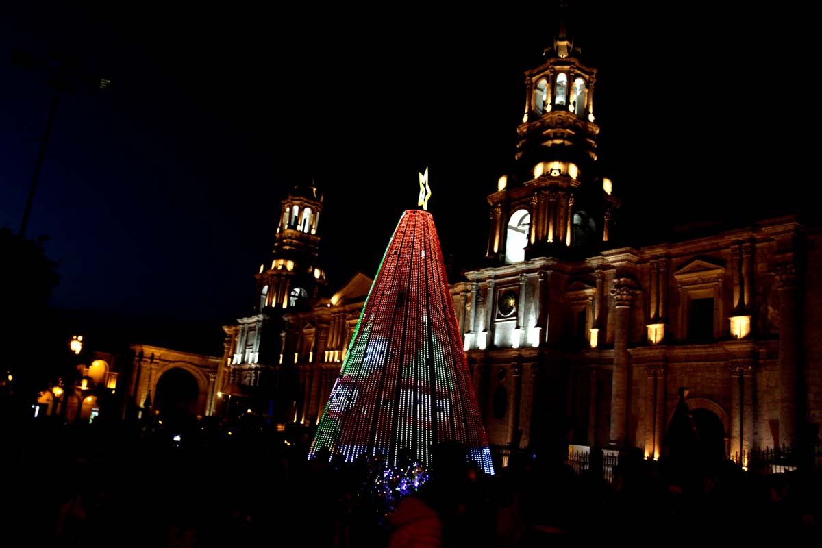 El ambiente navideño ¡se ilumina!