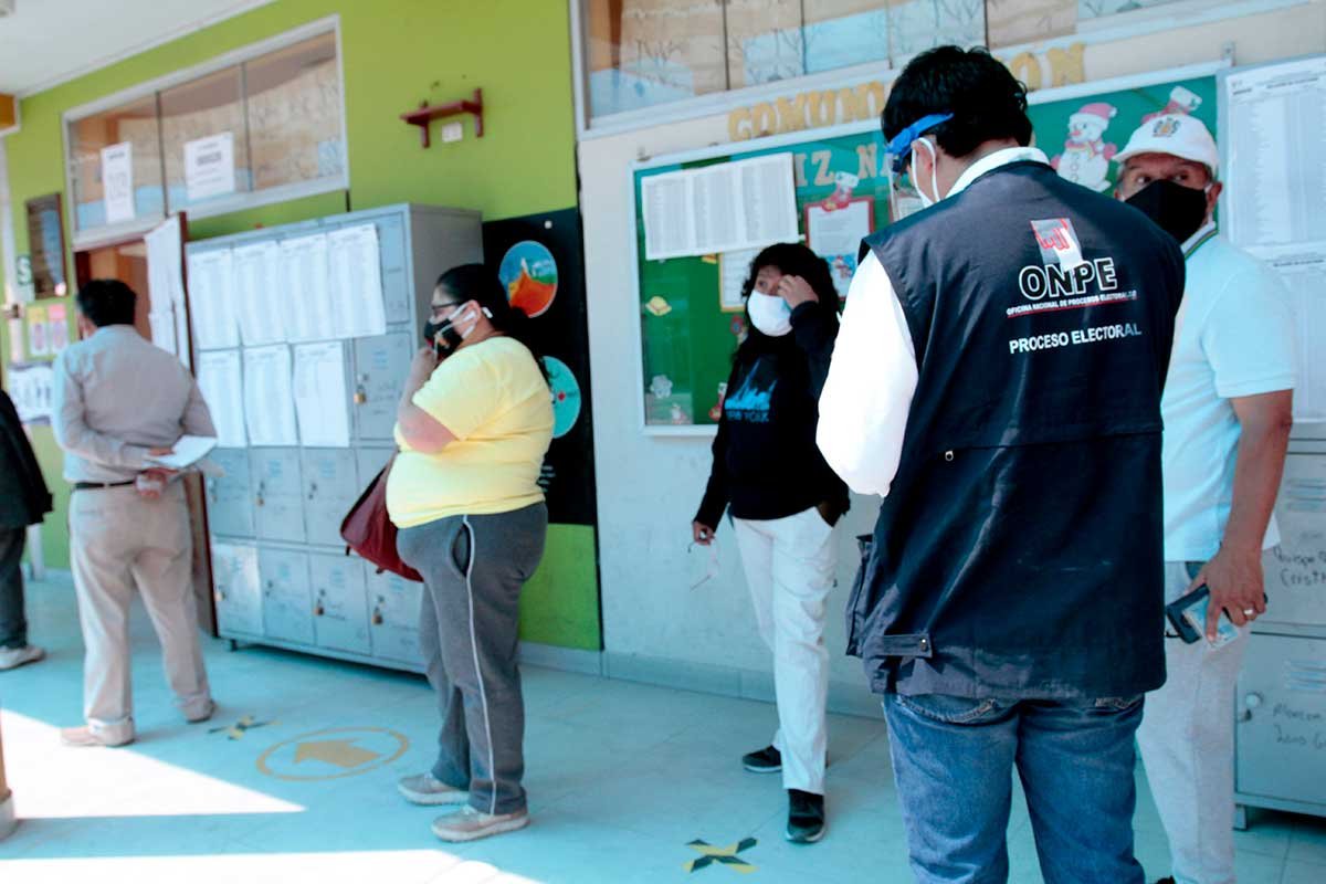 Mesas de sufragio podrán instalarse hasta antes del mediodía