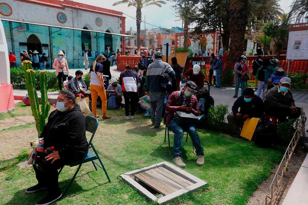 ¡Hospital Goyeneche colapsado!