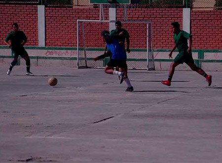 El descenso de casos COVID-19 ha hecho que el Gobierno libere algunas restricciones