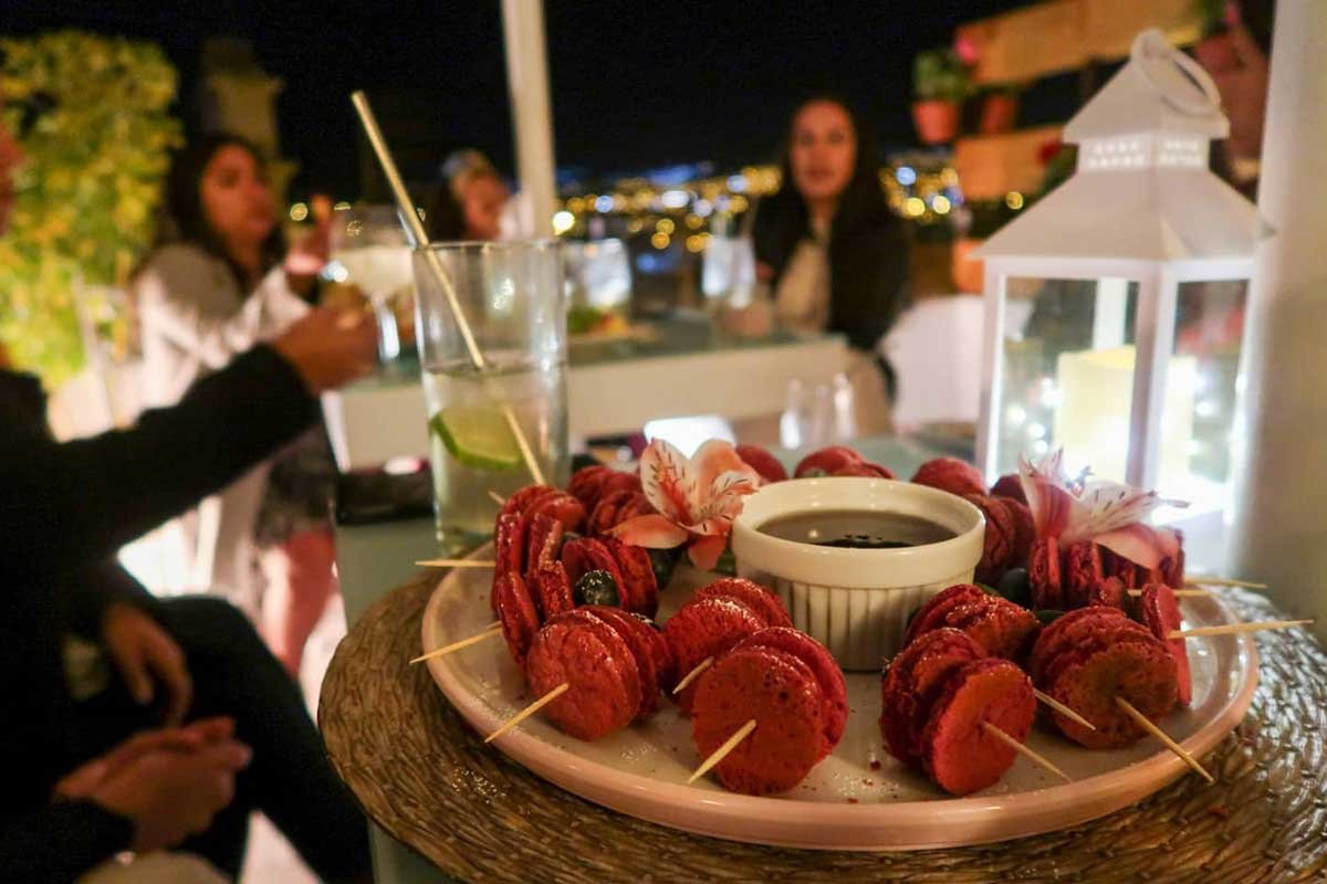 Pescado y vinos naturales, una alternativa para despedir el 2021