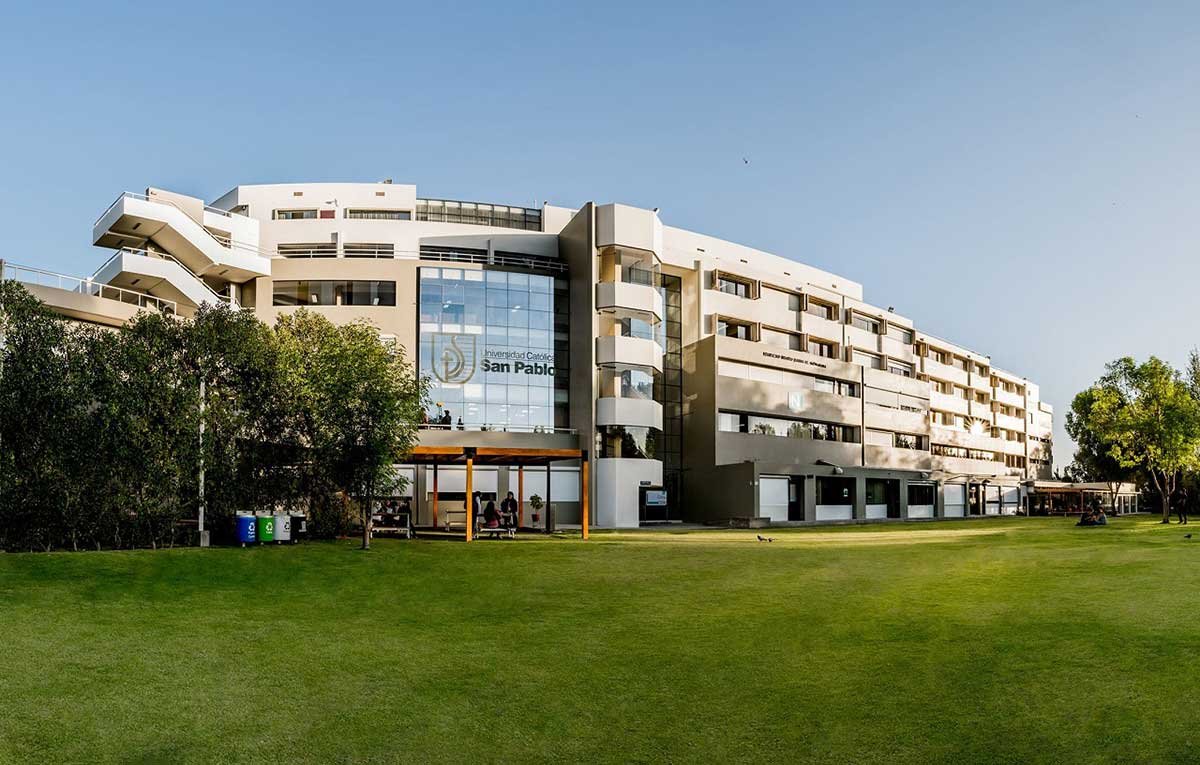 La San Pablo recibe premio internacional al crear prototipo que ayuda a investigadores