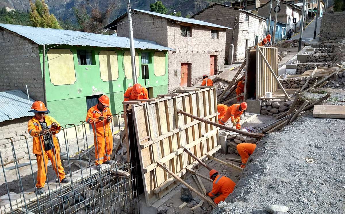 Arequipa: 17 municipios gastaron menos del 30% de recursos de obras al cierre del 2021