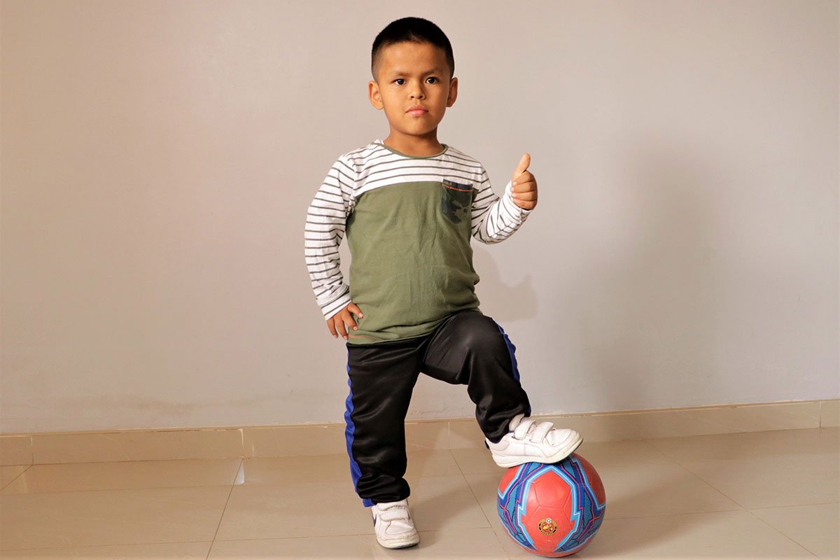 Renato Huarcaya, el pequeño ‘gigante’ que sueña con ser futbolista