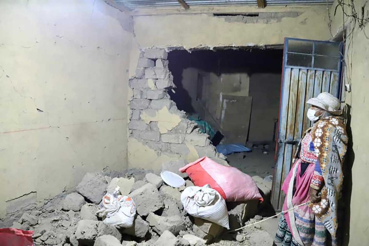 Ayuda humanitaria tarda en llegar al Colca y tierra sigue temblando
