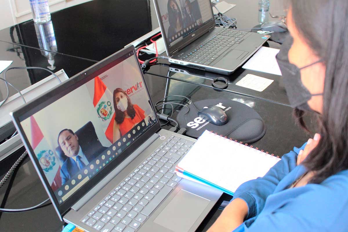 Jornada híbrida, también se aplicará en sector laboral del país