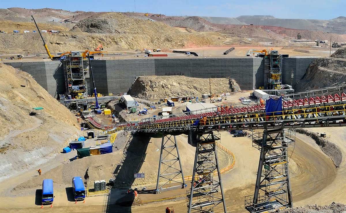 Arequipa y Ancash sostienen la producción de cobre del país