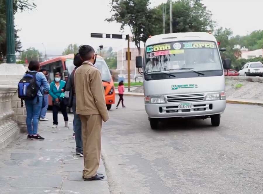 Miedo e incertidumbre en el transporte público