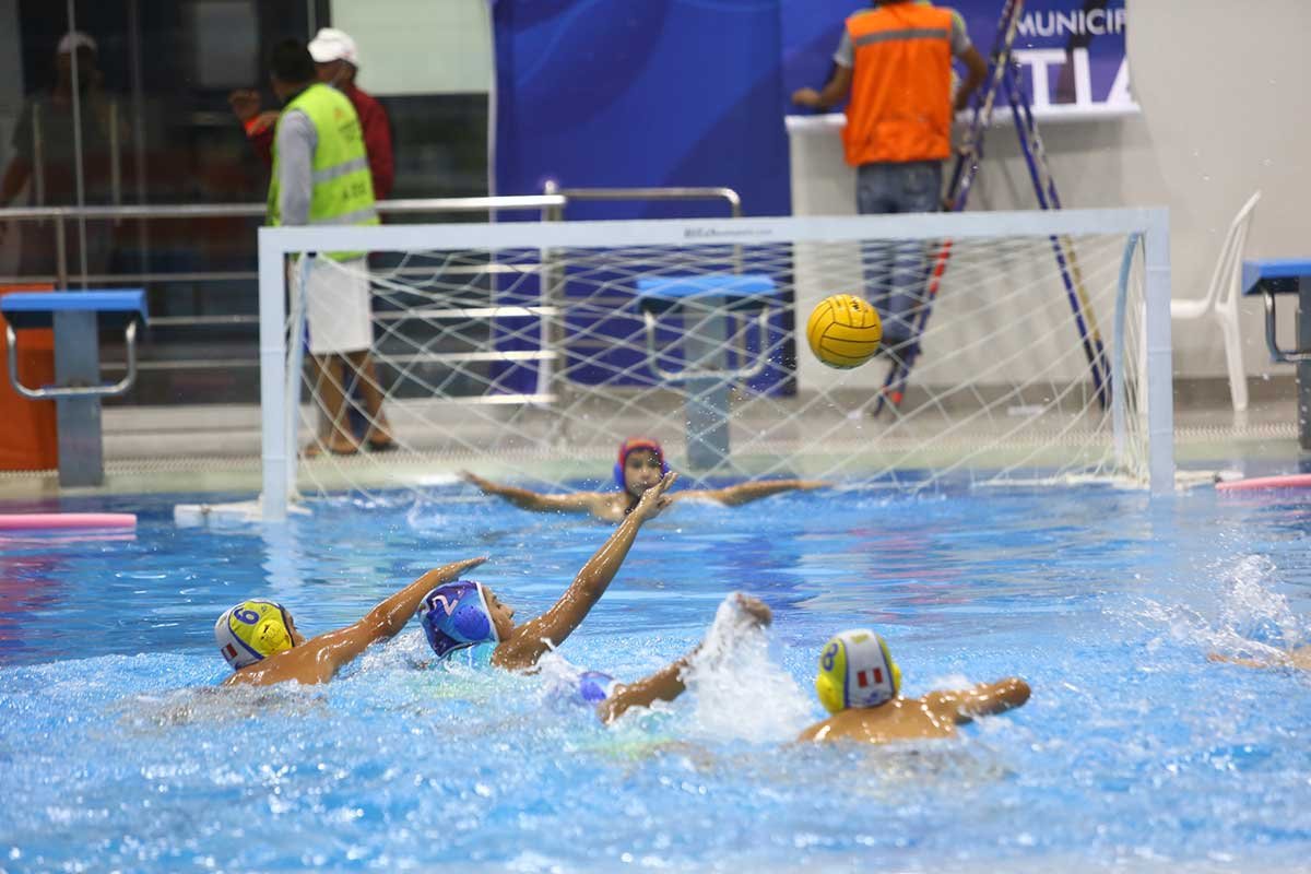 El sueño del club de waterpolo Padre José Schmidpeter