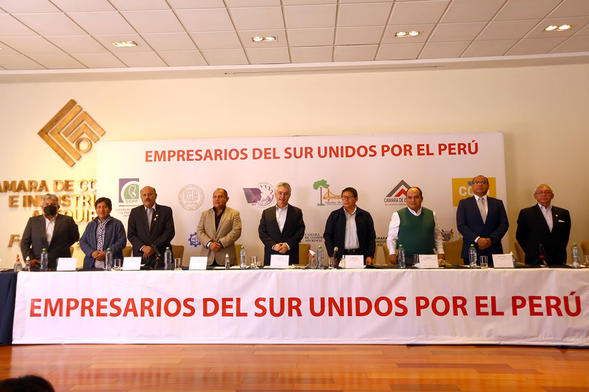 Empresarios del Sur exigen estabilidad política y jurídica a Castillo