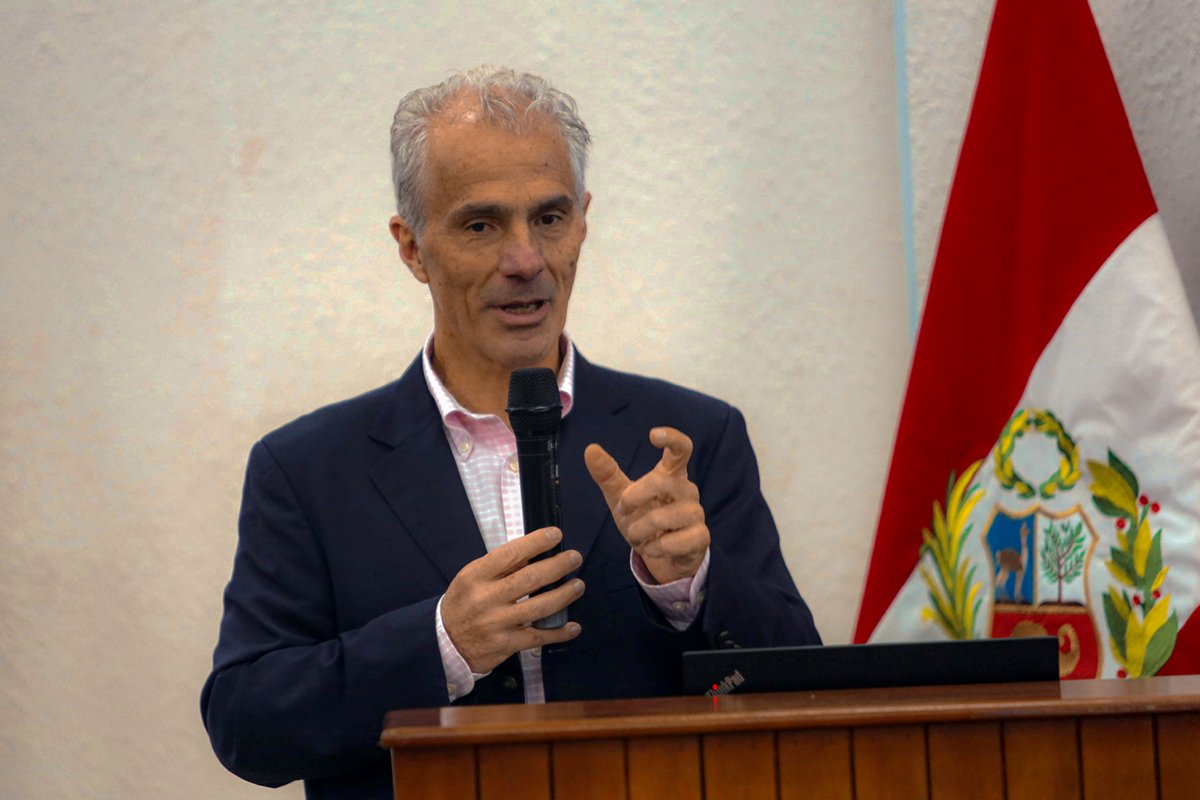 Sólo cuatro de cada diez arequipeños, participa activamente en el sector financiero