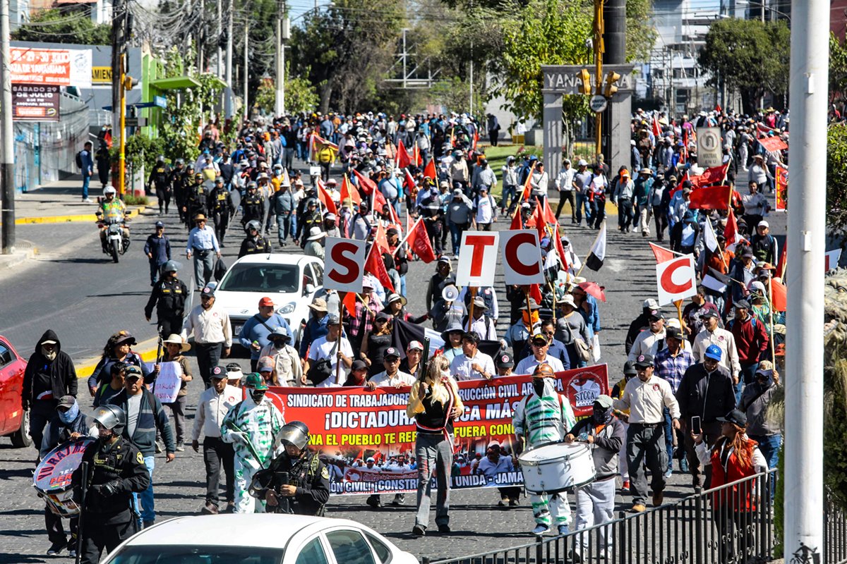 “Las protestas son en vano si no se cambian las reglas electorales y políticas”