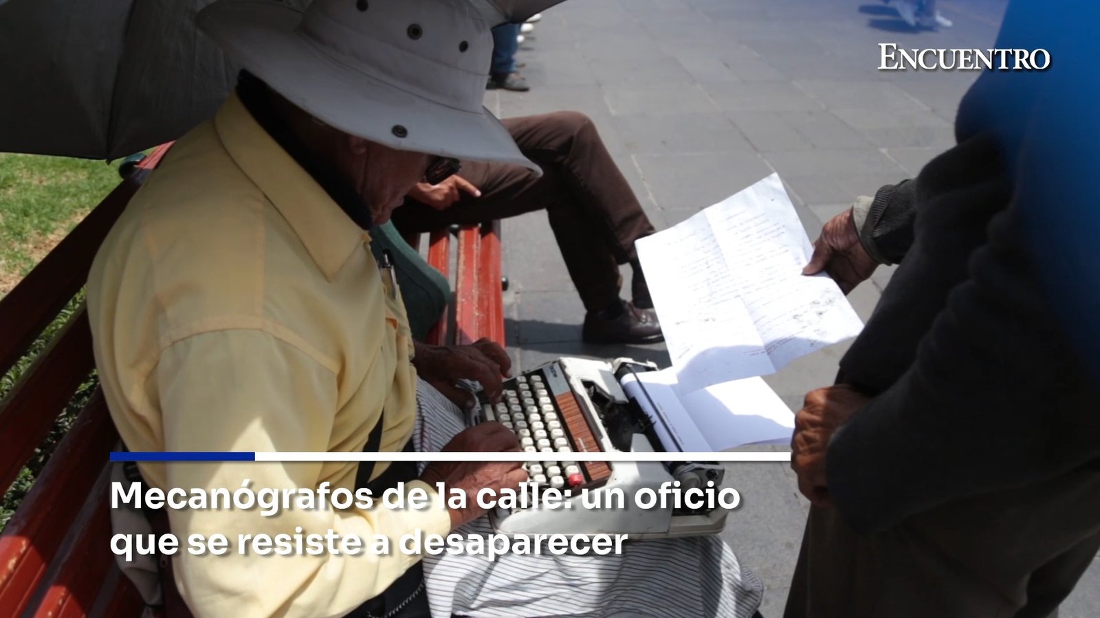 Mecanógrafos de la calle: un oficio que se resiste a desaparecer