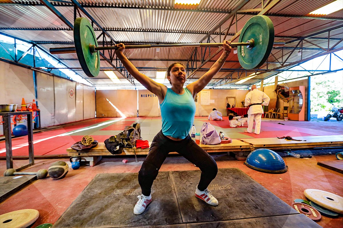 Halterofilia escolar femenina