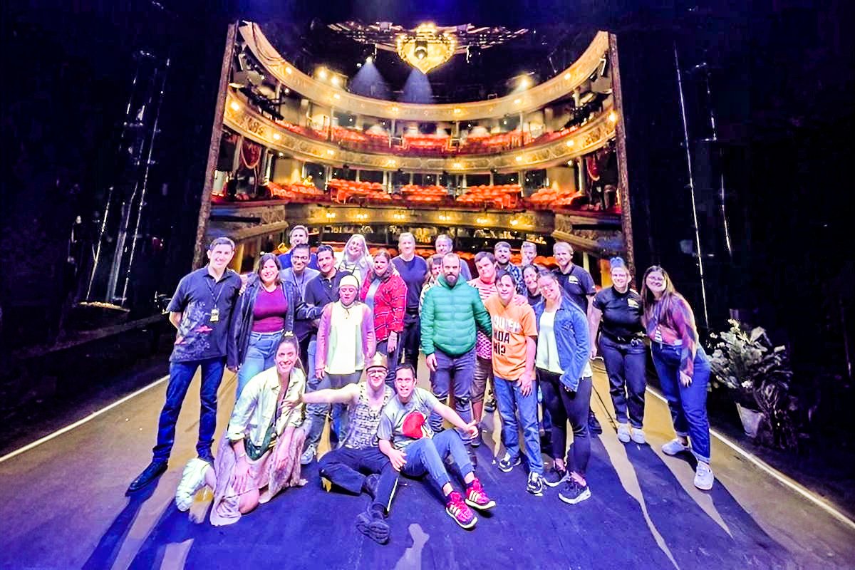 Con Hamlet interpretado por actores neurodivergentes se inicia I Festival de Teatro Accesible en Arequipa