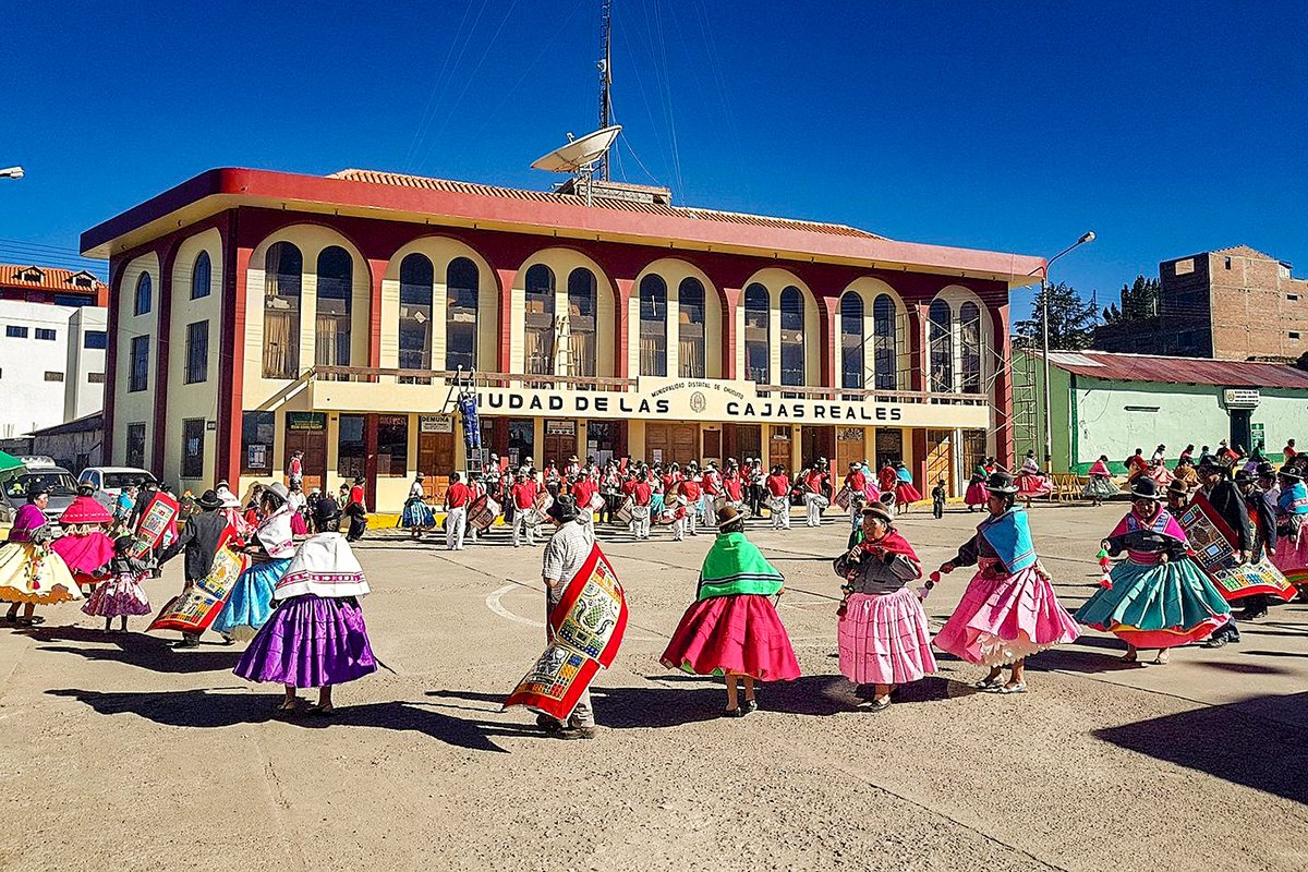 Congresistas de Puno proponen crear más de una decena de universidades e institutos