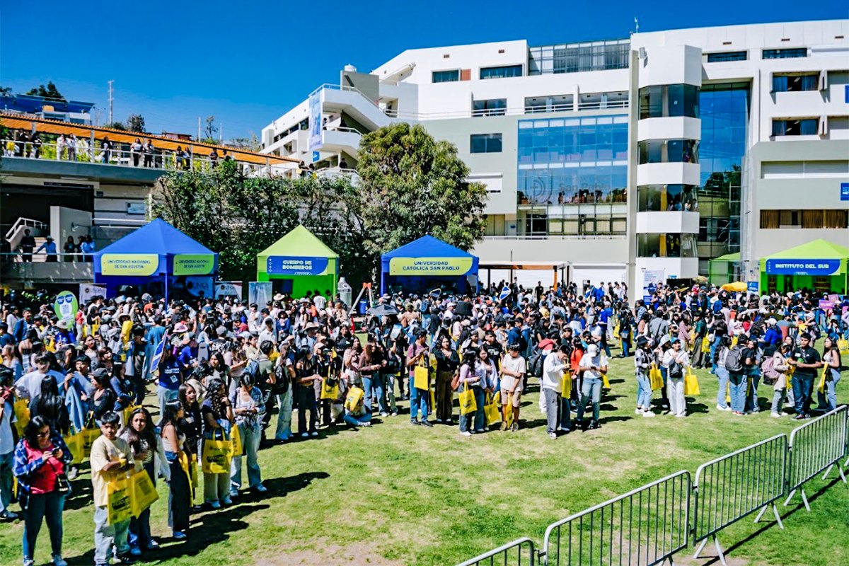 Más de 5 mil jóvenes de Arequipa y otras ciudades participaron en “Descubre”, la feria de orientación vocacional más grande del sur