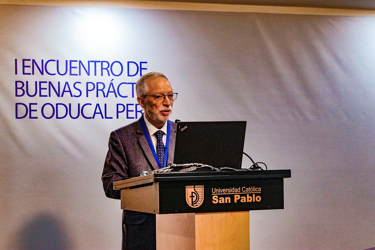 “Las universidades católicas deben ser un faro que ilumine a la sociedad”