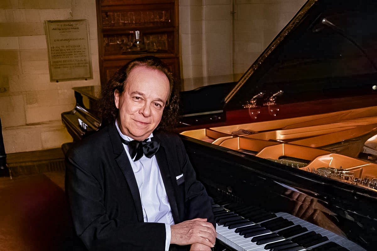 Destacado pianista Cyprien Katsaris brindará concierto gratuito en la San Pablo