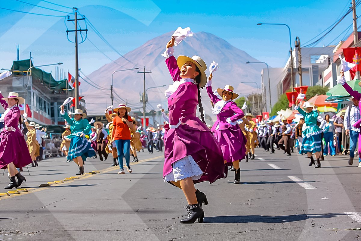 Un corso de alegría, color y música